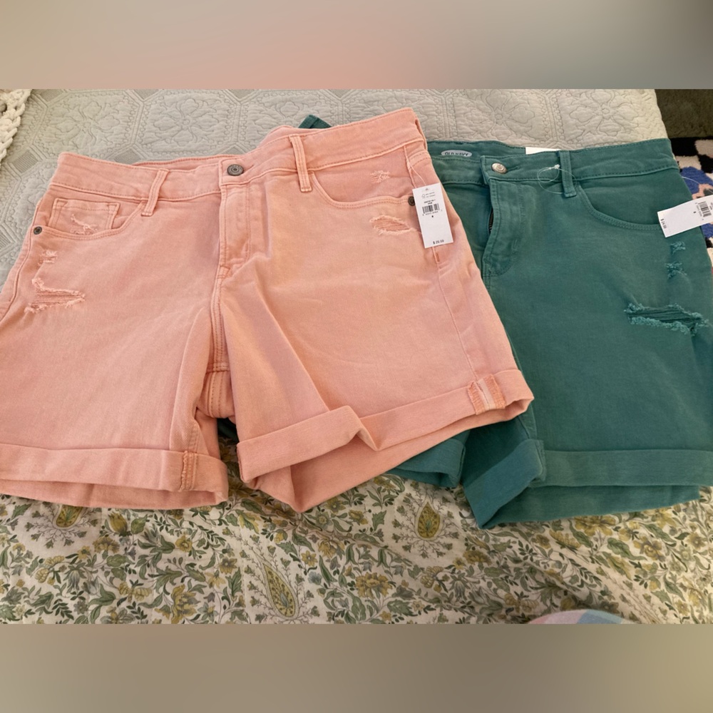 NWT 2-Pairs OLD NAVY CUFFED SHORTS Slightly Distressed Sz 8 Great Colors 2/$15